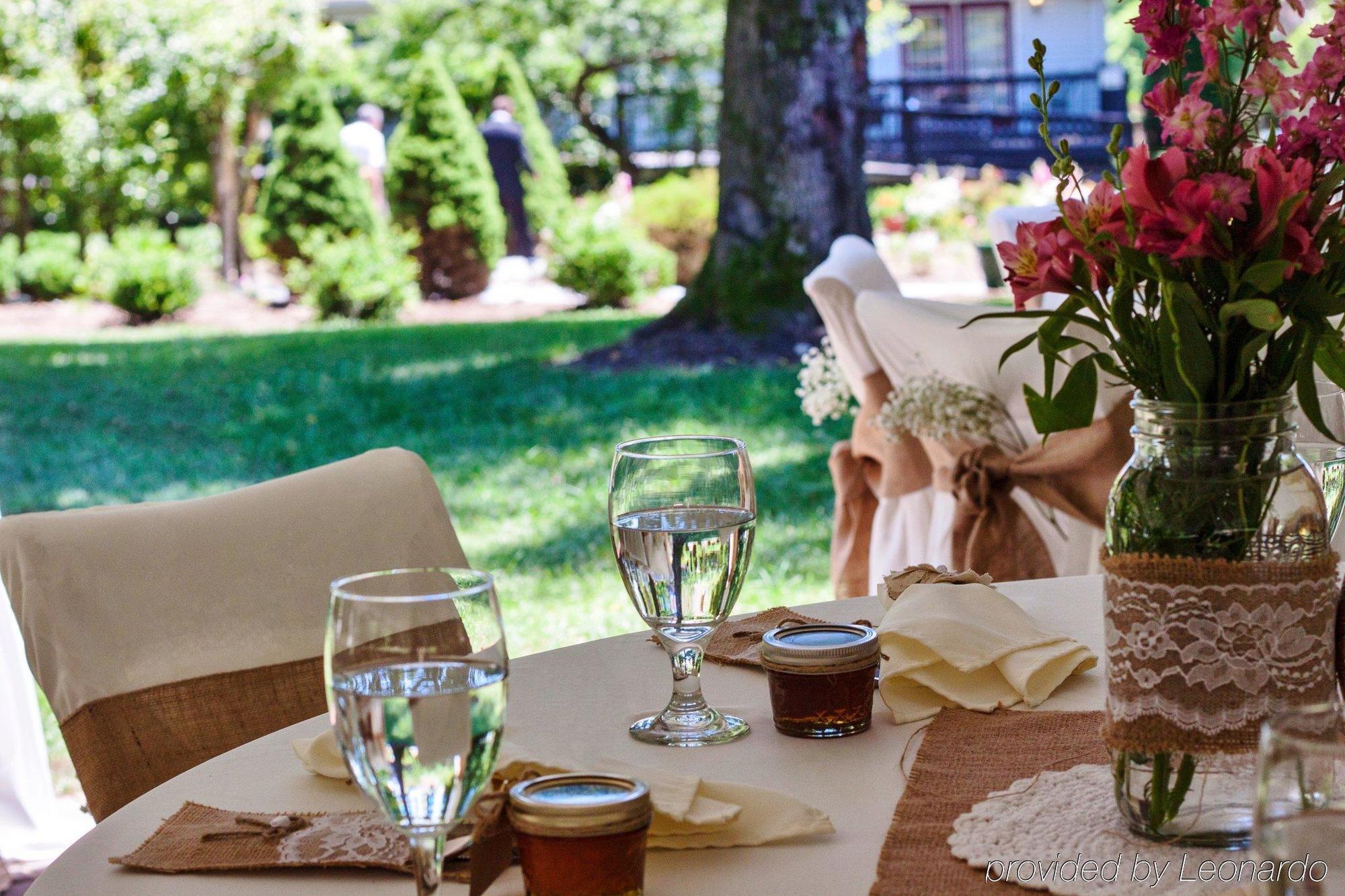 Elk Forge Bed And Breakfast エルクトン エクステリア 写真