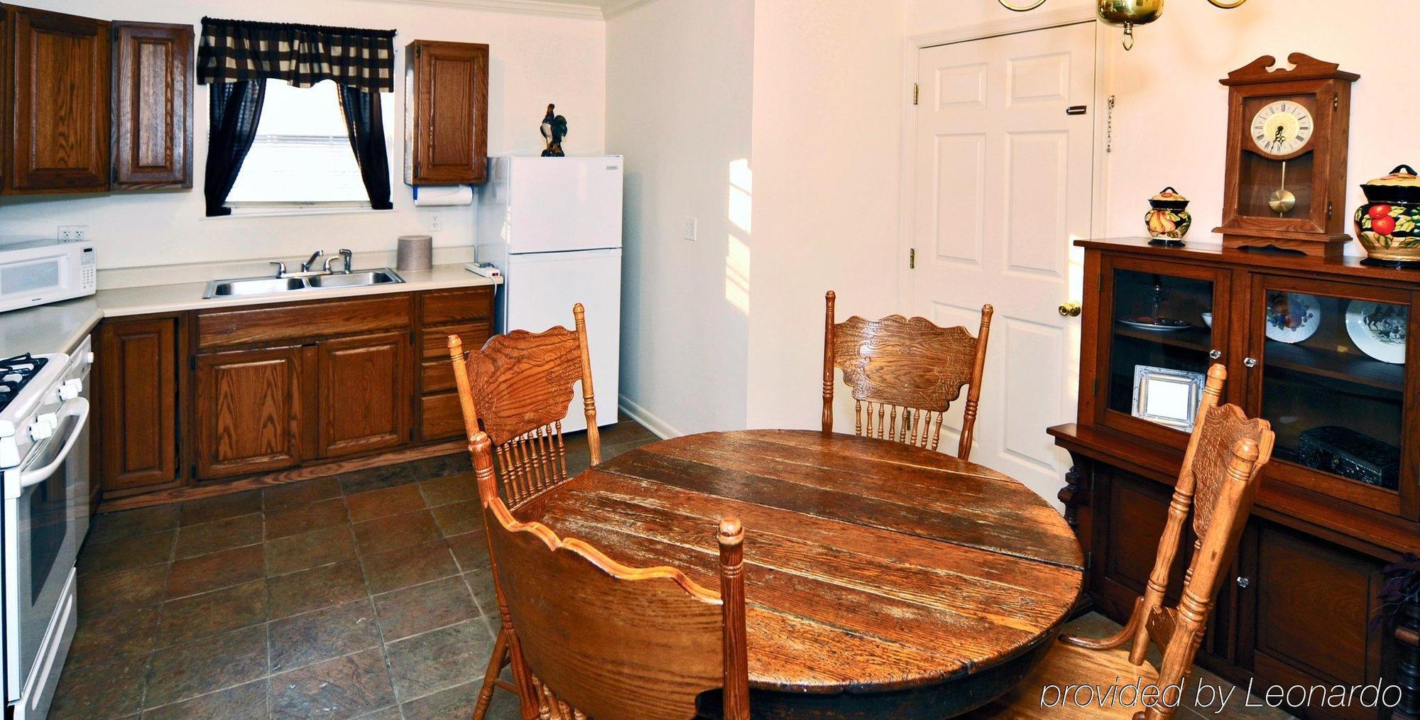Elk Forge Bed And Breakfast エルクトン エクステリア 写真