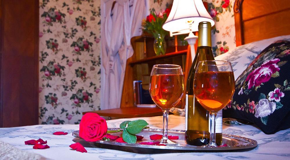 Elk Forge Bed And Breakfast エルクトン エクステリア 写真