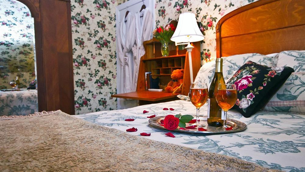 Elk Forge Bed And Breakfast エルクトン エクステリア 写真
